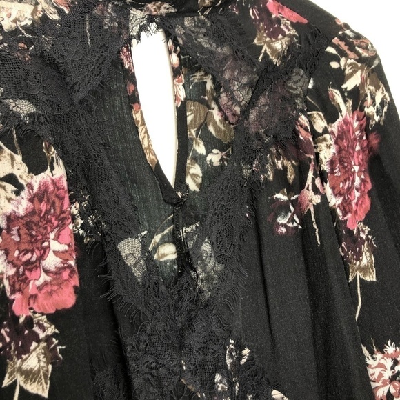 Daytrip Floral Lace Trim Tunic/ Short Dress - Picture 3 of 6